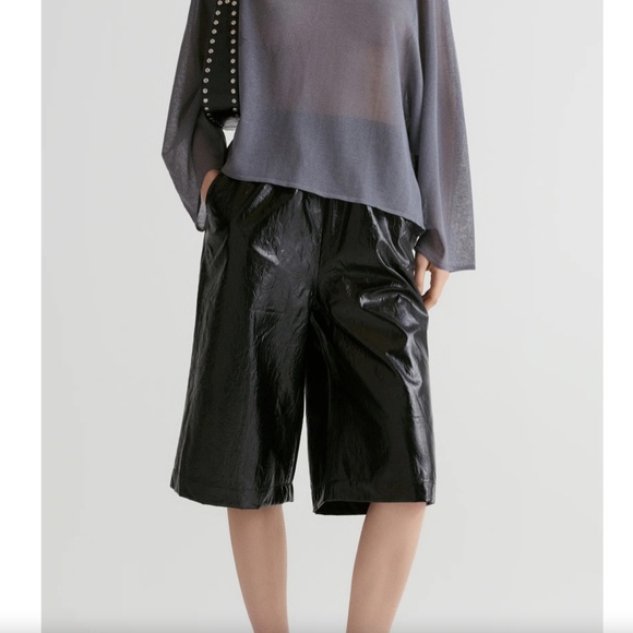 35. FRONT ROW SHOP Soho Patent Shorts in Acetate-Black $179 NWT Medium - Picture 2 of 5